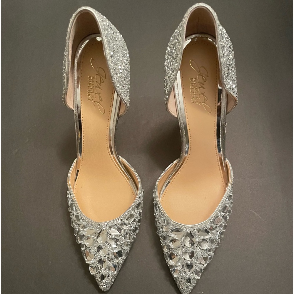 NEW Badgley Mischka Metallic Silver Glitter Evening Shoes Pumps Size 6-1/2